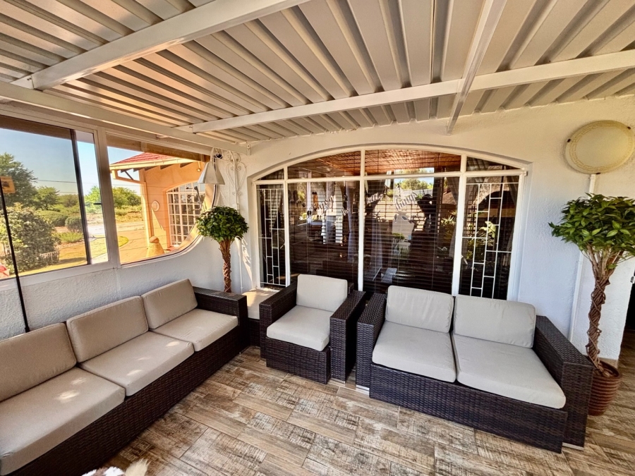 3 Bedroom Property for Sale in Meiringspark North West